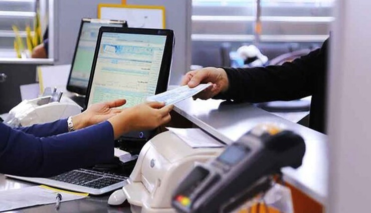  رییس بنیاد مسکن گفت: متقاضیان دریافت تسهیلات ۲۰۰ میلیون تومانی مسکن روستایی از امروز شنبه ۸ مرداد می‌توانند برای دریافت معرفی‌نامه بانک به دفاتر بنیاد مسکن در سراسر کشور مراجعه کنند.