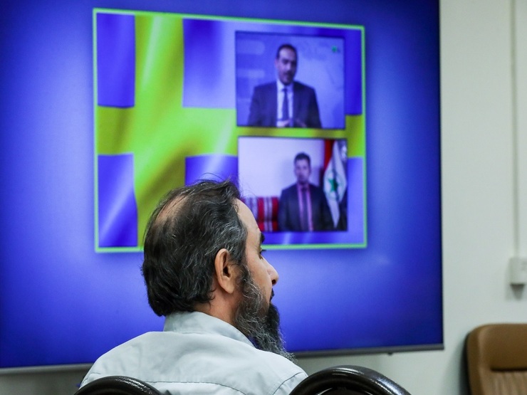 اعتراف سرکرده گروهک تروریستی حرکة النضال به چتر حمایتی دولت سوئد از وی| اقرار به همکاری با سرویس‌های اطلاعاتی عربستان