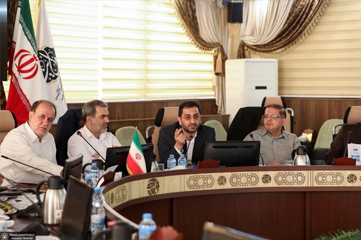 شهردار مشهد در راستای تأمین منابع پایدار افزایش اختیارات شهرداری‌ها برای توسعه کلان‌شهرها هفت پیشنهاد اصلاحی را به کمیسیون برنامه‌ و بودجه مجلس شورای اسلامی ارائه داد.