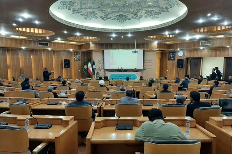 رییس اتاق اصناف مشهد خواستار حمایت ویژه از سوی تمامی دستگاه ها به ویژه آستان قدس رضوی از اصناف شد.