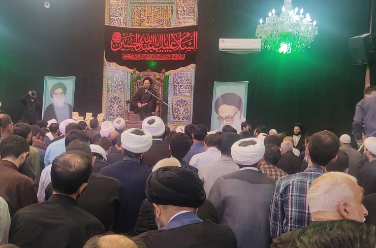مراسم بزرگداشت سالروز ارتحال علامه سالک «سید محمدحسین حسینی طهرانی» عصر امروز در مسجد امام صادق (ع) مشهد برگزار شد.