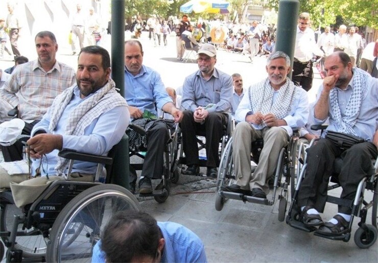 دبیر اول فراکسیون ایثارگران مجلس از تلاش مجلس برای ریل‌گذاری جدیدی در برنامه هفتم توسعه به منظور تسریع روند تحقق مطالبات جامعه ایثارگران خبر داد و گفت: ۵۰ درصد قوانین حوزه ایثارگران در دستگاه‌های اجرایی اجرا نمی‌شوند.