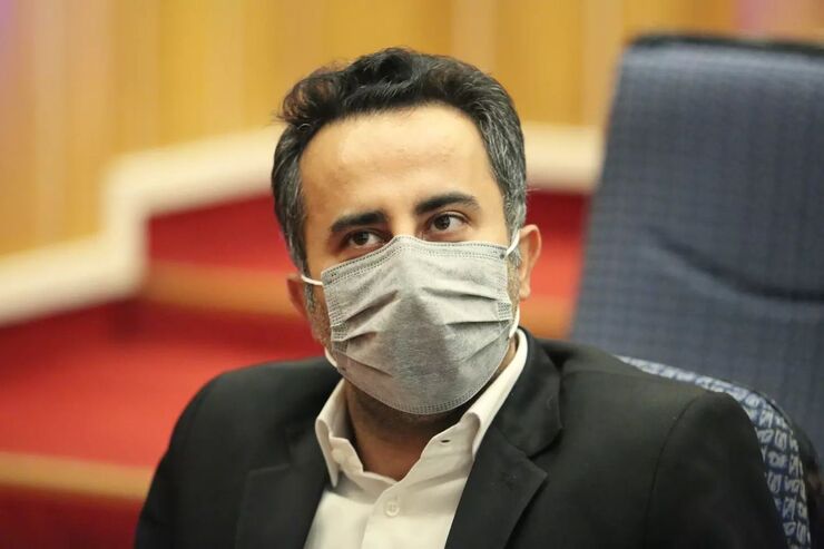 دبیر هیات فوتبال خراسان رضوی گفت: دستگاه‌های دولتی و فرماندار نیشابور و صنایع پای کار بیایند و از انحلال و خروج امتیاز تیم فوتبال بانوان نیشابور جلوگیری کنند.