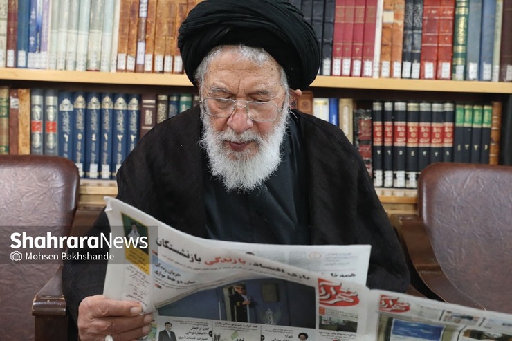 آیت ا...  سید جعفر سیدان از اساتید سطوح عالی حوزه علمیه خراسان با بیان اینکه زیارت امام حسین علیه السلام در روایات به عنوان یکی از نشانه‌های مؤمنان مطرح شده است، درباره اهمیت مراسم اربعین به خبرنگار شهرآرانیوز گفت: زیارت در حقیقت تجدید عهد با معصوم و معلم مکتب است.