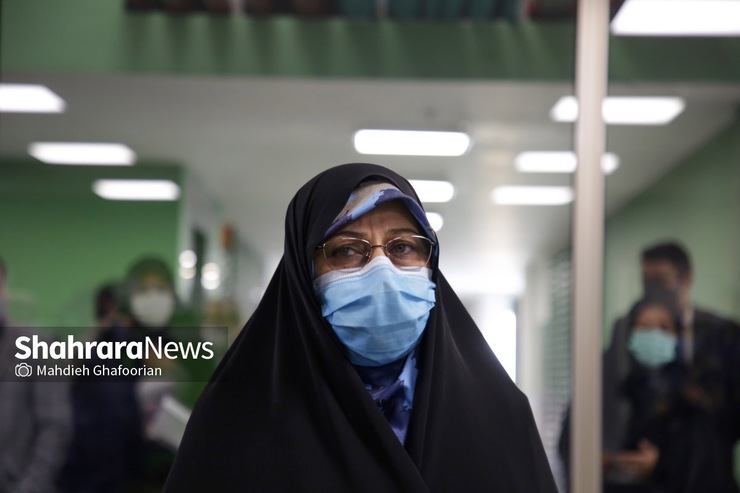 معاون امور زنان و خانواده رئیس جمهوری، ضمن رد شائبه مهاجرت پسر خود به کانادا، این سفر را موقت و کاری عنوان کرد و گفت که وی در ماه‌های آینده به کشور باز می‌گردد.