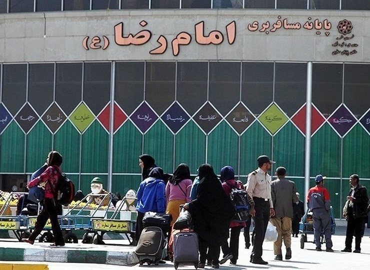مدیرکل حمل و نقل مسافری سازمان راهداری و حمل و نقل جاده‌ای کشور درباره استرداد پول بلیت زائرین گفت: طبق قانون پول بلیت در لحظه به مسافرین مسترد می‌شود.