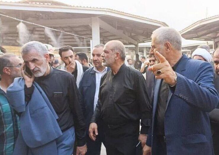 وزیر کشور گفت: وضعیت مرزها هنوز برای عبور زائران اربعین حسینی و رفتن به عراق مناسب نیست.