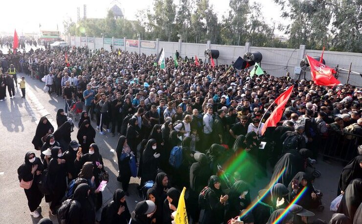رئیس ستاد مرکزی اربعین حسینی از عبور ۴۰۰ هزار زائر در روز اعمال محدودیت‌ها از مرز ایران و عراق خبر داد.