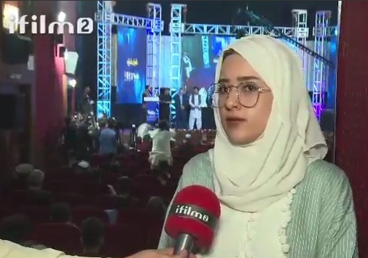«عاطفه محمدی عرب» کارگردان افغانستانی که با فلم «مرداب لاله» در جشنواره «دید نو» افغانستان اشتراک نموده است، ابراز داشت: برپایی جشنواره دید نو در شرایط کنونی یک پدیده مثبت و بسیار انگیزه بخش بوده است.