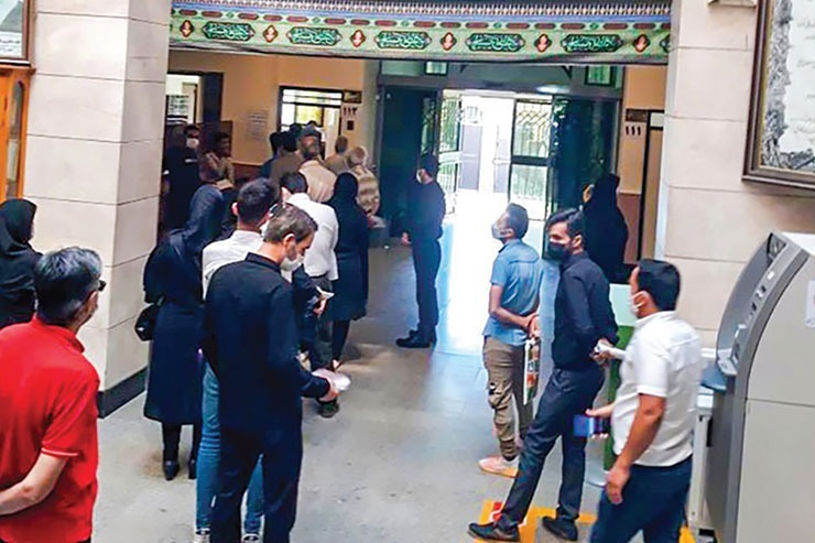 هرجا کپی برابر با اصل باشد، دست‌کم اینجا دیگر نیست. جایی که انتظار می‌رود بیشترین دقت و نظم را در خروجی اسناد هویتی داشته باشد، حالا با کمترین بی‌دقتی، ممکن است تا چند دهه یک شهروند را به دردسر بیندازد.