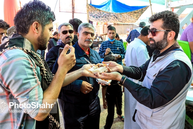 مدیرکل اوقاف و امور خیریه خراسان رضوی گفت: از ابتدای راه اندازی موکب امام رضا (ع) در کربلای معلی تاکنون به ۴۱ هزار و ۸۰۰ زائر اربعین خدمت رسانی شده است.