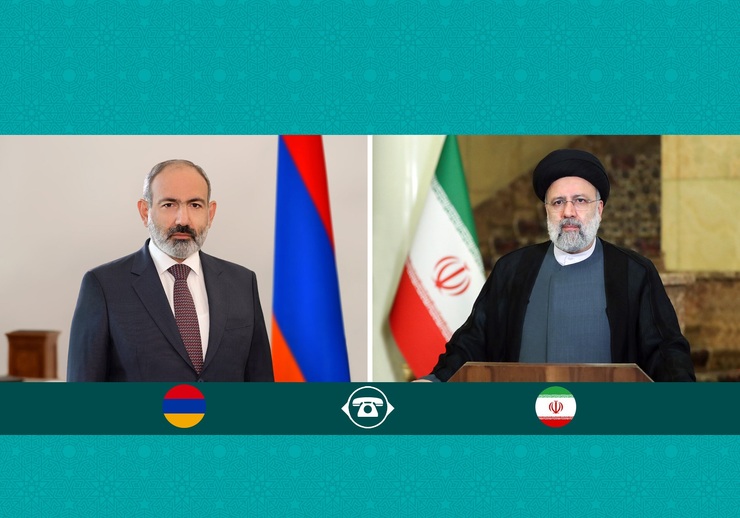 رئیس‌جمهور با اشاره به اینکه امنیت در منطقه قفقاز برای ایران بسیار حائز اهمیت است، گفت: تهران مصمم به ادامه همکاری در همه زمینه‌ها به نفع رفاه و ثبات منطقه است.