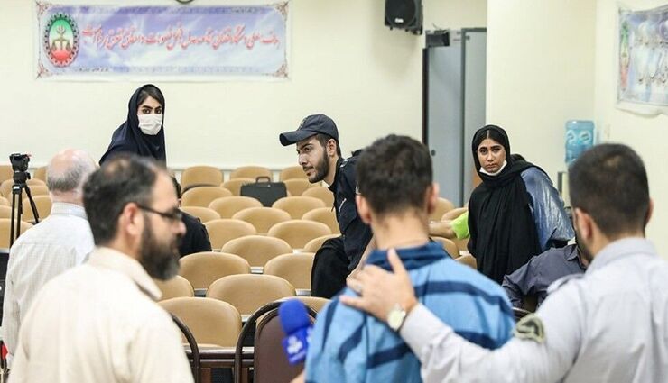 رئیس پلیس آگاهی تهران از دستگیری همدست زورگیر اتوبان نیایش در شهرستان شهریار خبر داد.