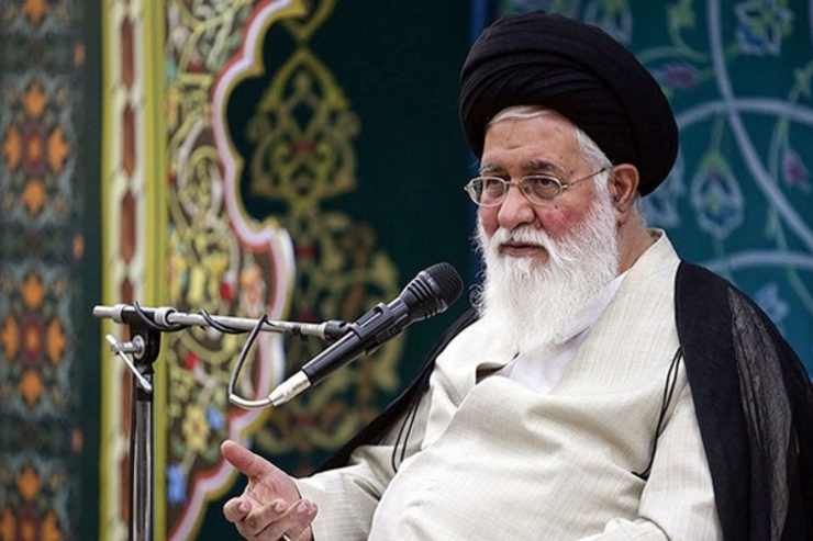 نماینده ولی فقیه در خراسان رضوی در خطبه های ظهر امروز،۲۵شهریور گفت: دو جریان در اربعین اول به طرف کربلا راهپیمایی کردند، یک جریان اهل بیت امام حسین علیه‌السلام بودند که پیروزمندانه به طرف کربلا قدم برداشتند، پیاده‌روی و راهپیمایی، راهپیمایی پیروزمندانه در جنگ بود.
