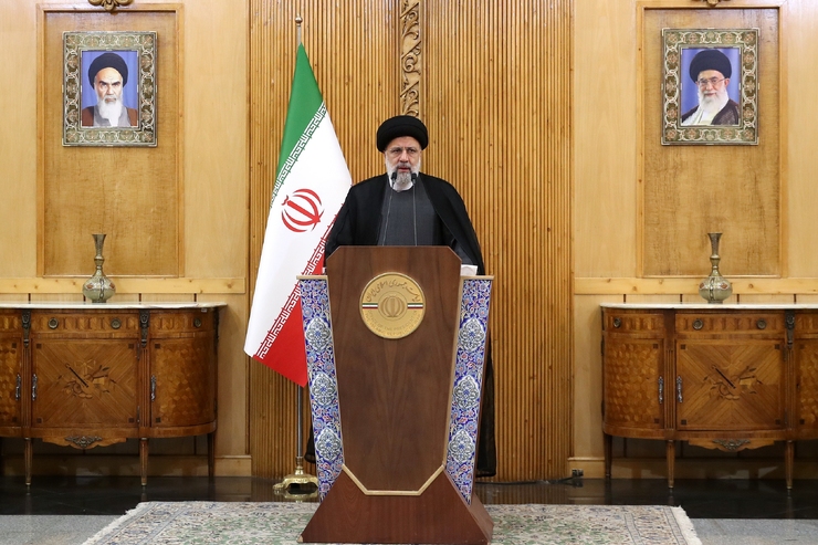 رئیس جمهور گفت: نتایج حاصل شده از سفر به ازبکستان، نشان می‌دهد تلاش دشمن برای به انزوا کشاندن جمهوری اسلامی ایران با تهدید و تحریم، با شکست مواجه شده است.