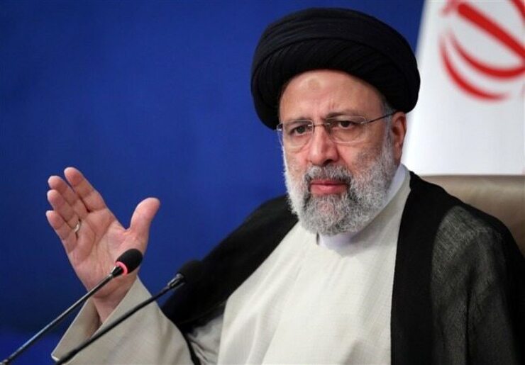 رئیس جمهور ضمن حضور در پیاده‌روی جاماندگان اربعین تاکید کرد: «اربعین حسینی» معجزه الهی و از جلوه‌های انسجام مسلمانان است.