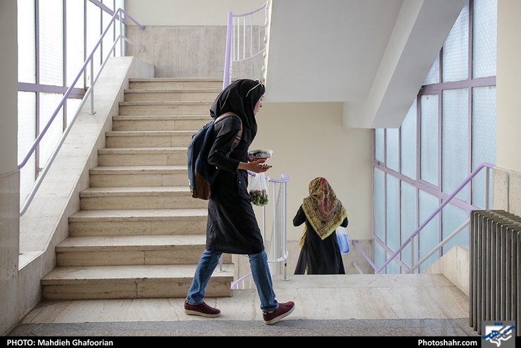 مدیر روابط عمومی دانشگاه فردوسی مشهد از اختصاص اماکن عمومی و غیر خوابگاهی این دانشگاه به قرارگاه خدمت رسانی دهه پایانی صفر خبر داد.