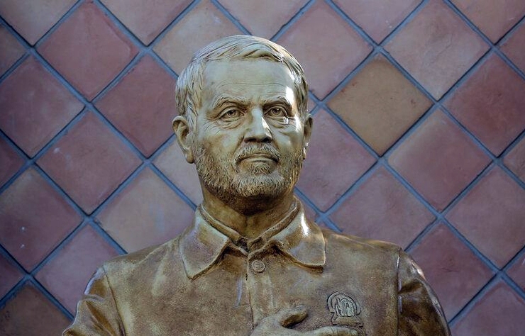 در طول ۱۵ سال گذشته تعداد زیادی سردیس از سرداران شهید در معابری که به نام آن‌ها بوده، ساخته و نصب شده است.