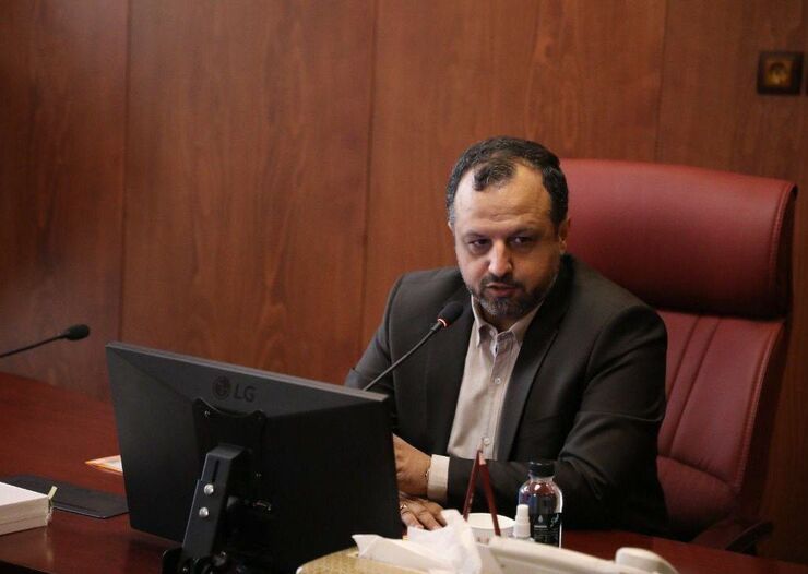 وزیر امور اقتصادی و دارایی با اشاره به بررسی جزئیات و تصویب آیین نامه واردات خودرو برای سال ۱۴۰۱ گفت: امیدواریم در هفت ماهه باقی مانده سال شاهد واردات خودرو با مقررات مصوب باشیم.