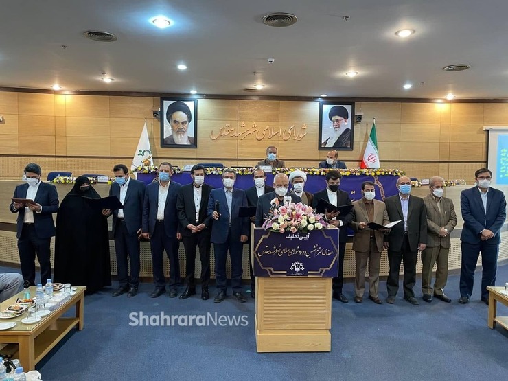 ترکیب کمیسیون‌های تخصصی شورای اسلامی شهر مشهد در دومین سال فعالیت شورای ششم را در این اینفوگرافی ببینید.