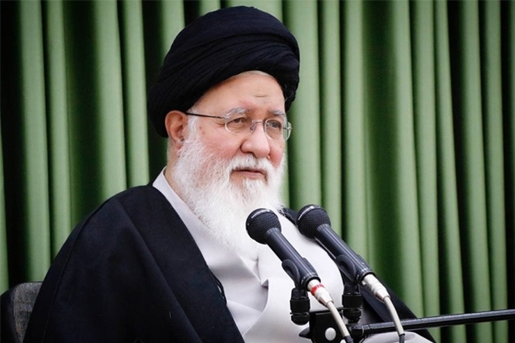 نماینده ولی فقیه در استان خراسان رضوی گفت: عملکرد شهدای دفاع مقدس می‌تواند الگوی فعالان رسانه انقلاب اسلامی باشد زیرا جنگ رسانه‌ای کنونی هم کم از دفاع مقدس ندارد.