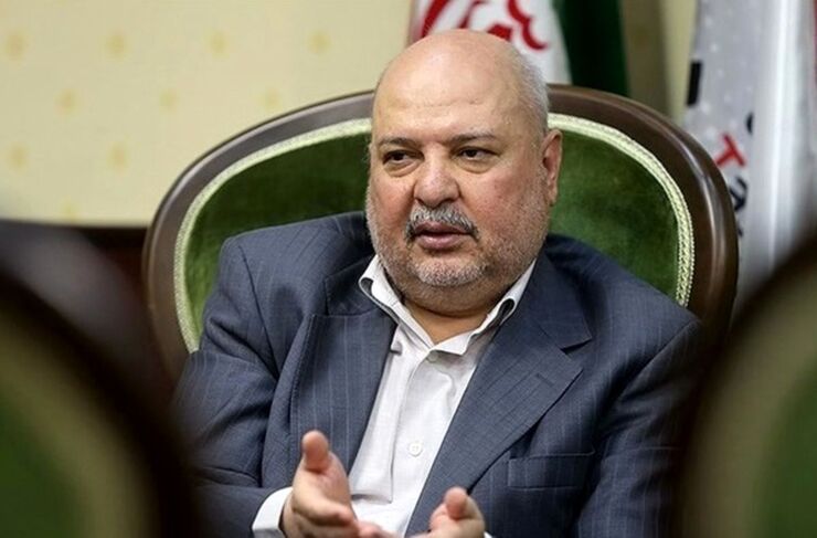 رئیس سازمان برنامه و بودجه در خصوص اقدامات دولت برای افزایش حقوق کارمندان و بازنشستگان گفت: موضوع افزایش حقوق‌ها باید در دولت نهایی شود.