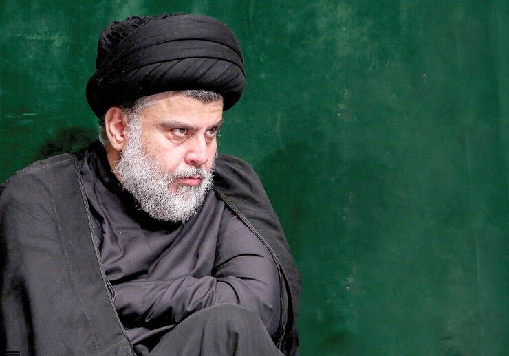 رهبر جریان صدر با حضور در نشستی خبری در نجف اشرف، برای رویداد‌های دو روز اخیر در عراق، از مردم این کشور عذرخواهی کرد و برای خروج طرفداران خود از تحصن ضرب‌الاجل تعیین کرد.