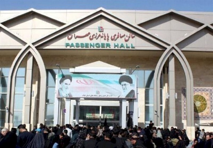 مدیرکل میراث‌فرهنگی ایلام گفت: با همکاری دستگاه‌های اجرایی استان، فردا تا ظهر میزبان زائرانی هستیم که هم‌اکنون در مرز مهران استقرار دارند؛ اما لازم است که این عزیزان به استان‌های خود برگردند.