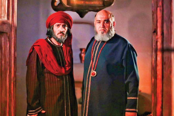 در نیمه اول سال، شبکه‌های تلویزیون سریال‌های مختلفی را روانه آنتن تلویزیون کردند که هرکدام با اقبال گروه خاصی از تماشاگران روبه رو شدند. اما هیچ کدام از آن‌ها نتوانستند جریان ساز شوند.
