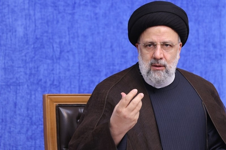 سید ابراهیم رئیسی گفت: بنده سر بر آستان ربوبی می‌ستایم که رهبری حکیمی در رأس نظام است که بیانات ایشان فصل الخطاب است. سخنان ایشان در روز گذشته به ناآرامی خاتمه داد.
