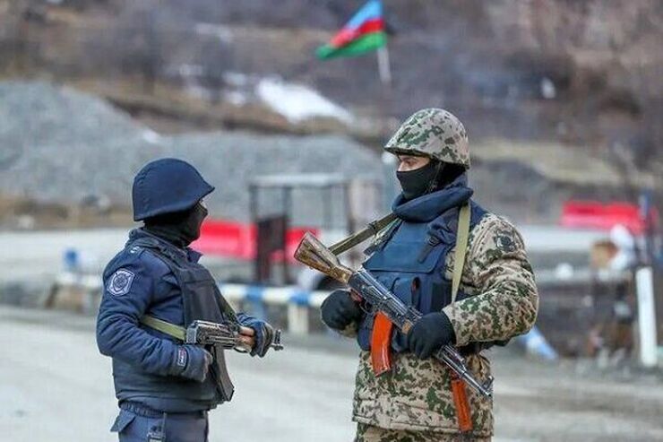 بر اساس بیانیه منتشر شده در پراگ، ارمنستان و جمهوری آذربایجان بر پایبندی خود به منشور سازمان ملل و اعلامیه آلماتی در سال ۱۹۹۱ که مبنای کار کمیسیون‌های تعیین مرز‌ها خواهد بود، تاکید کرده و تمامیت ارضی و حاکمیت مرزی یکدیگر را به رسمیت شناختند.