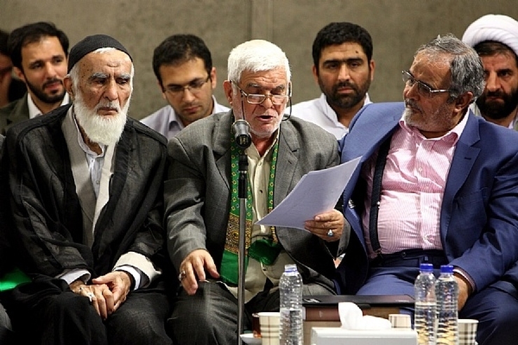 استاد سید رضا موید خراسانی که از شاعران آئینی به نام کشور و صاحب سه دفتر به نام «گلهای اشک»، «جلوه‌های رسالت» و «نغمه‌های ولایت» بود، پس از سال‌ها نوکری در درگاه اهل البیت(ع) به دیدار حضرت حق شتافت.