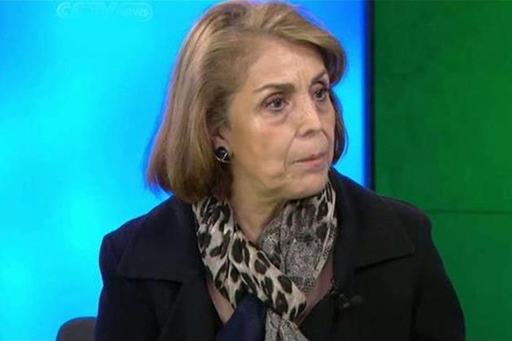 شیرین هانتر در شبکه بیگانه صدای آمریکا، VOA می‌گوید که گروهک‌ها دنبال تجزیه ایران هستند.
