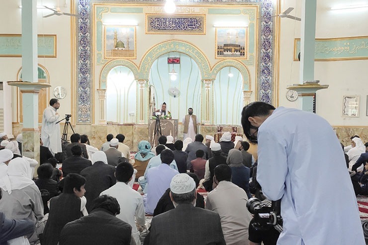 «علمای اهل سنت ایران» نام مجموعه مستندی هفت قسمتی به کارگردانی و نویسندگی محمدمهدی خالقی، فیلم ساز مشهدی است که به مناسبت هفته وحدت پیش روی مخاطبان قرار می‌گیرد.