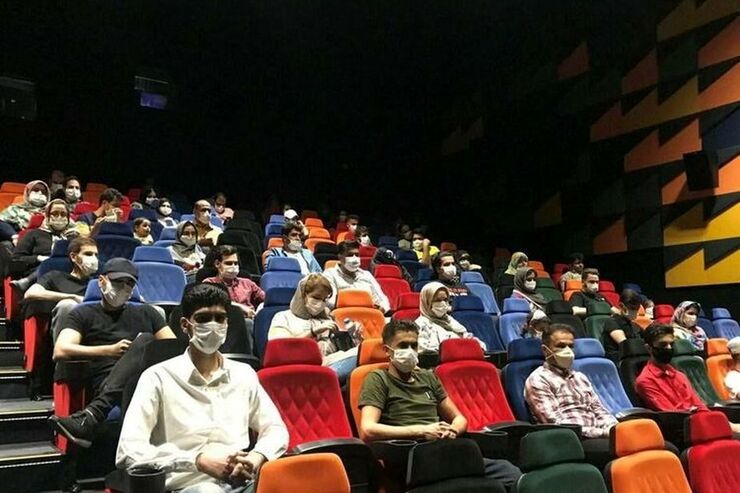 همزمان با ایام ربیع الاول و مقارن با برگزاری جشن‌های «مهر سینمای ایران» سینماهای کشور به‌مدت دو هفته نیم بها شد.