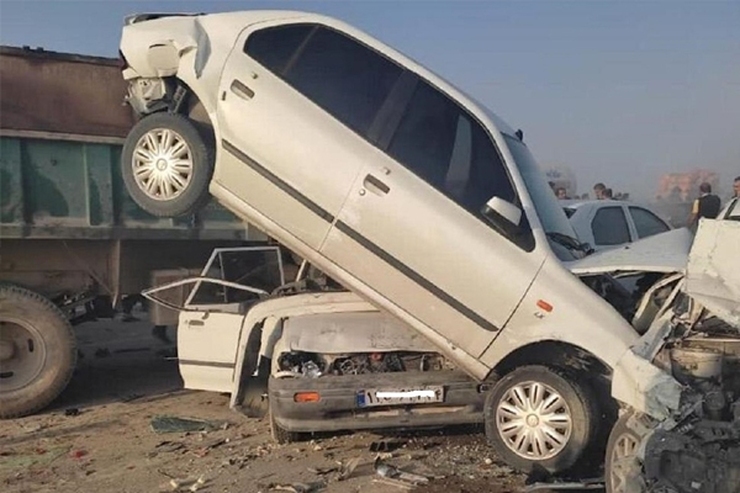 مدیرعامل ایران خودرو به تازگی و در اظهاراتی عجیب بیان کرد که برخی استانداردهای ایران در خودروهای خارجی، آپشن محسوب می‌شوند.