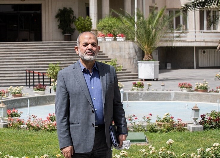 وزیر کشور در گفتگویی به تشریح دلیل محدودیت‌های اینترنتی در روز‌های اخیر پرداخت.