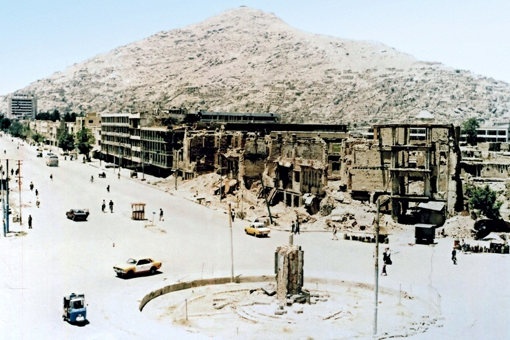 نماینده‌ ویژه‌‌ اتحادیه‌ اروپا برای افغانستان گفت که جنگ داخلی در افغانستان به نفع مردم این کشور نیست.