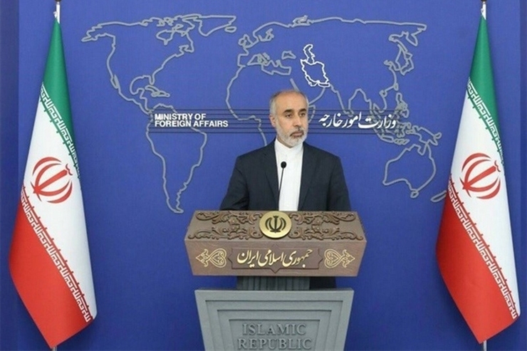 سخنگوی وزارت امور خارجه، تصمیم شورای وزرای خارجه اتحادیه اروپا در اعمال تحریم‌های یکجانبه علیه برخی مسؤلان و نهادهای ایرانی را قویا محکوم کرد و آن را به منزله نقض حقوق بین‌الملل و مصداق بارز مداخله در امور داخلی جمهوری اسلامی ایران دانست.