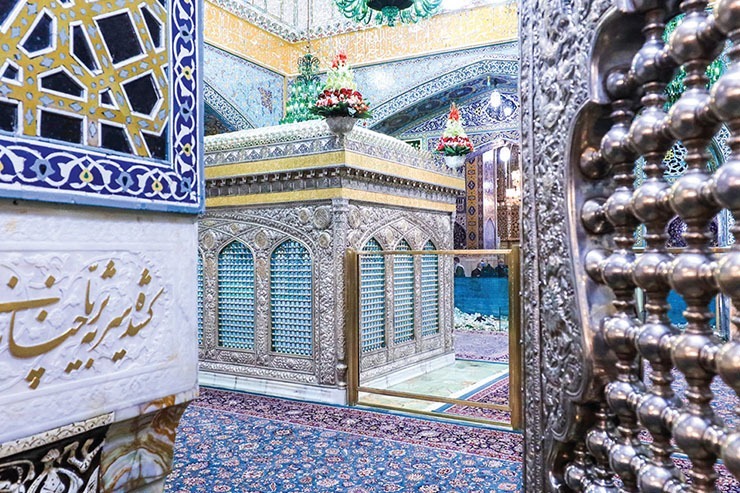 از جلوه‌های مهم بیانات امام رضا (ع)، تصویری است که ایشان از توحید جلوه داده اند؛ تصویری واضح و شفاف که عبور از دالان پرپیچ و خم تاریخ کمترین گردی بر آن ننشانده است.