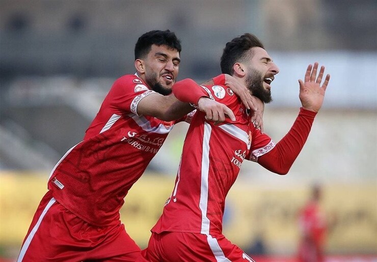 پرسپولیس و ملوان باید عصر روز پنجشنبه در انزلی به مصاف هم بروند.