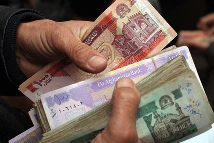 بانک جهانی براساس آمارهای اولیه‌اش از تولید ناخالص داخلی افغانستان گفته است که اقتصاد این کشور در سال ۲۰۲۱ حدود ۲۰ درصد کاهش‌ یافته است.