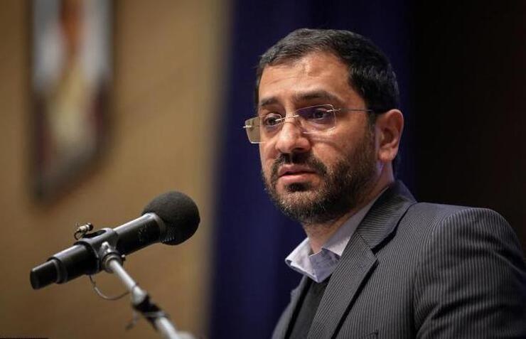 شهردار مشهد مقدس در حاشیه مراسم نکوداشت استاد سیدرضا موید، ایشان را  سرمایه فرهنگی مشهد دانست.