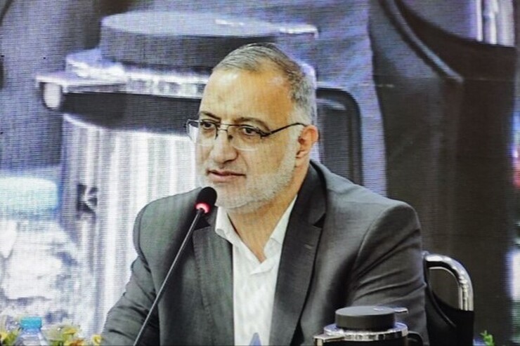 علیرضا زاکانی در یکصد و چهاردهمین نشست مجمع شهرداران کلانشهر‌های کشور، اظهار کرد: باید مدیریت واحدی برای اداره امور کلان‌شهر‌ها ایجاد شود.
