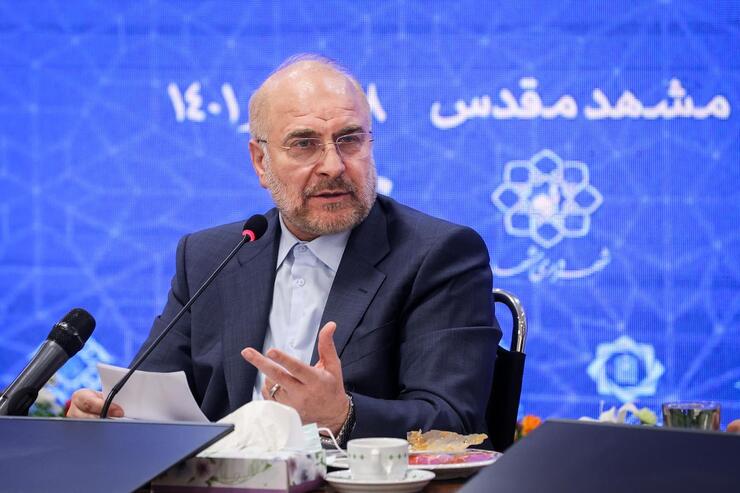 رئیس مجلس با اشاره به مشکلاتی که شهرداران کلان‌شهر‌ها طی ۲۵ سال گذشته با آن مواجه بودند، گفت: در این موضوعات قدرت حل مسئله را از دست دادیم، در صورت داشتن قدرت حل مسئله حتی برخی مشکلات کلانشهر‌ها بدون دریافت بودجه قابل حل است.
