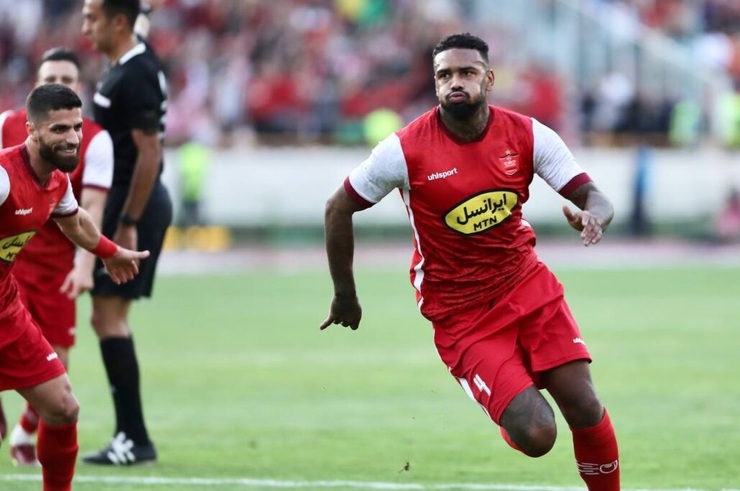 پرسپولیس مقابل ملوان پیروز شد، آن هم با گلزنی دوباره مهاجم مدعی آقای گلی‌.
