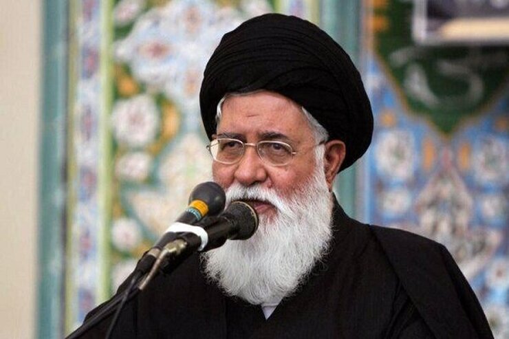 نماینده، ولی فقیه در استان خراسان رضوی، قدرت‌طلبی و گرایش به مادیات را مهم‌ترین عامل انحراف جامعه اسلامی پس از وفات پیامبر (ص) دانست و گفت: از همین امروز بود که عده‌ای پیکر مطهر نبی مکرم اسلام (ص) را بر زمین رها کردند، در سقیفه دورهم جمع شدند و به سهم خواهی پرداختند.