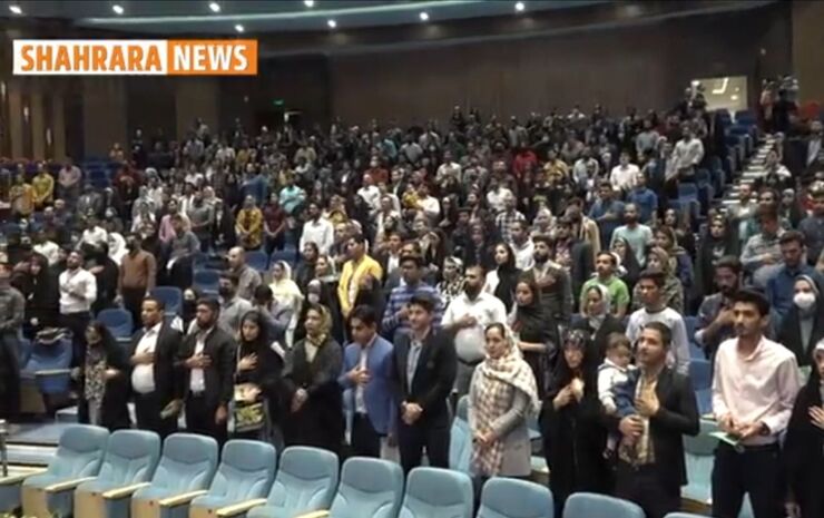 همایش باشگاه اجتماعی همسران مشهدی «باهم»، جمعه‌شب با حضور جمعی از زوج‌های جوان مشهدی در تالار همایش‌های مجتمع فرهنگی شهدای سلامت برگزار شد.