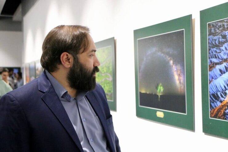 سید مهدی جوادی مدیرعامل بنیاد سینمایی فارابی از برگزاری سی‌ونهمین جشنواره بین‌المللی فیلم کوتاه بازدید کرد.