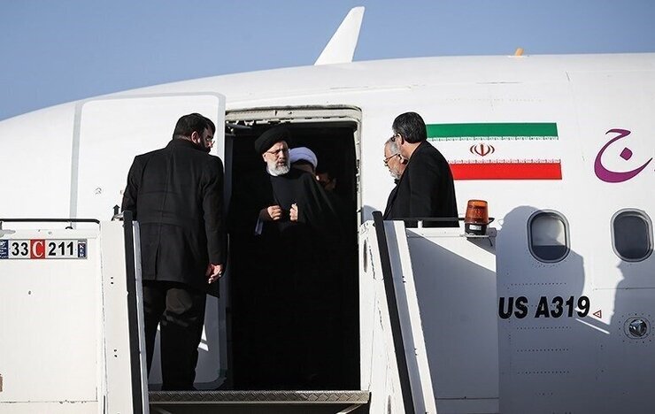 علی صدری‌نیا مستندساز در گفت‌وگویی توضیحاتی پیرامون چمدان‌های تیم همراه رئیس‌جمهور در سفر نیویورک ارائه کرد.